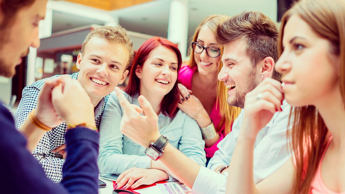 Как привлечь любовь в год Огненной Лошади 2026: магический обряд. Фото © Shutterstock / FOTODOM / ESB Professional