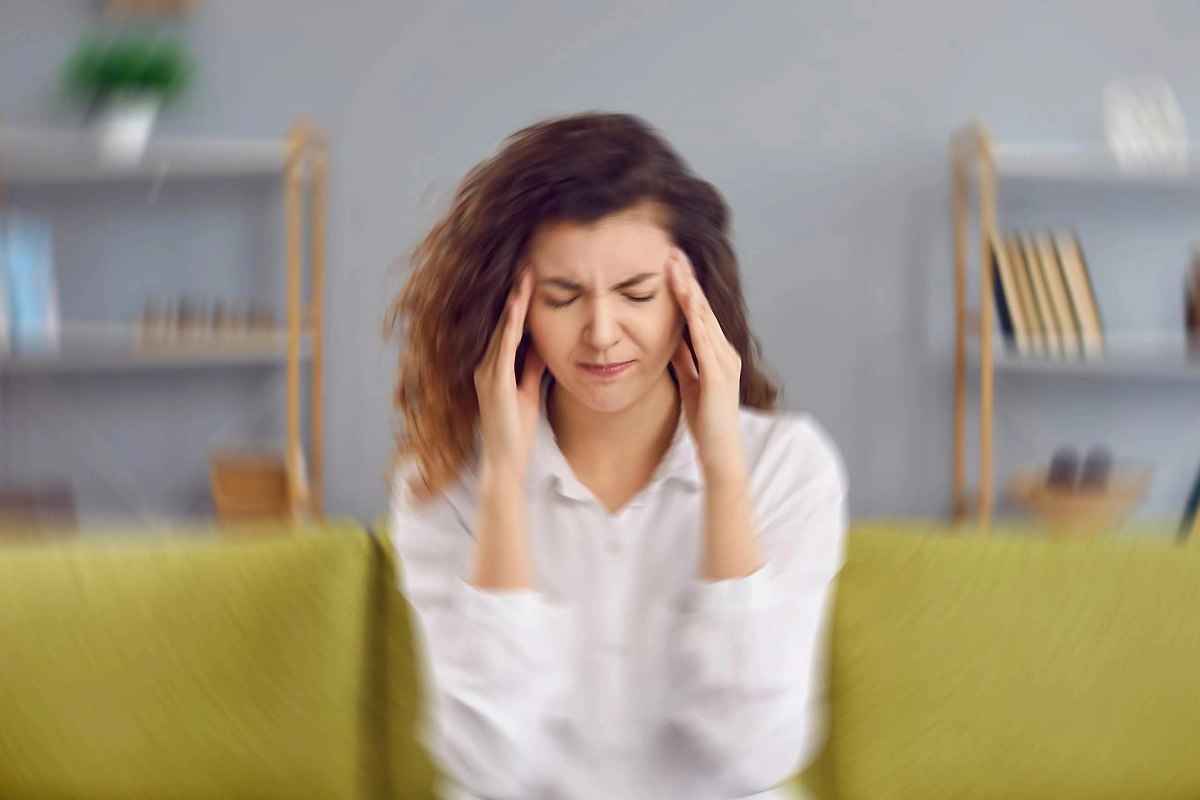 Мерцательная скотома, или же мигренозная аура, без мигрени — может указывать на страшное. Фото © Shutterstock / FOTODOM / Studio Romantic