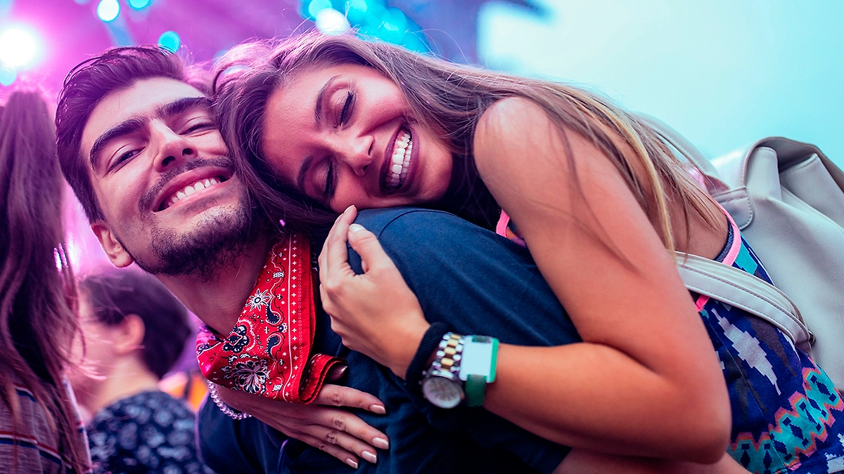 Обряд в новогоднюю ночь для встречи настоящей любви. Фото © Shutterstock / FOTODOM / bbernard