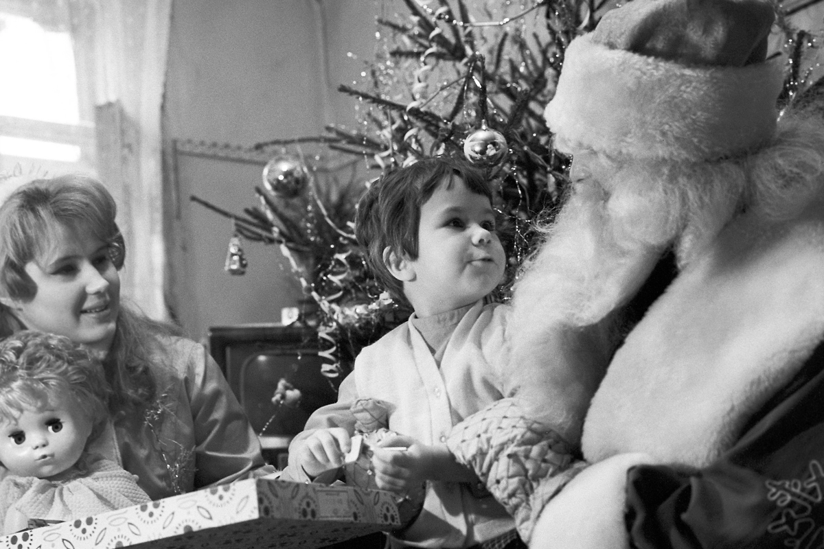 Домашний Новый год по-советски: архивные снимки ТАСС. Фото ©ТАСС / Валентин Кузьмин, Валерий Христофоров