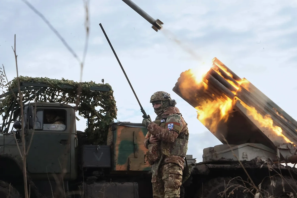 ВС России нанесли удары по объектам ВПК и пунктам дислокации ВСУ в 148 районах