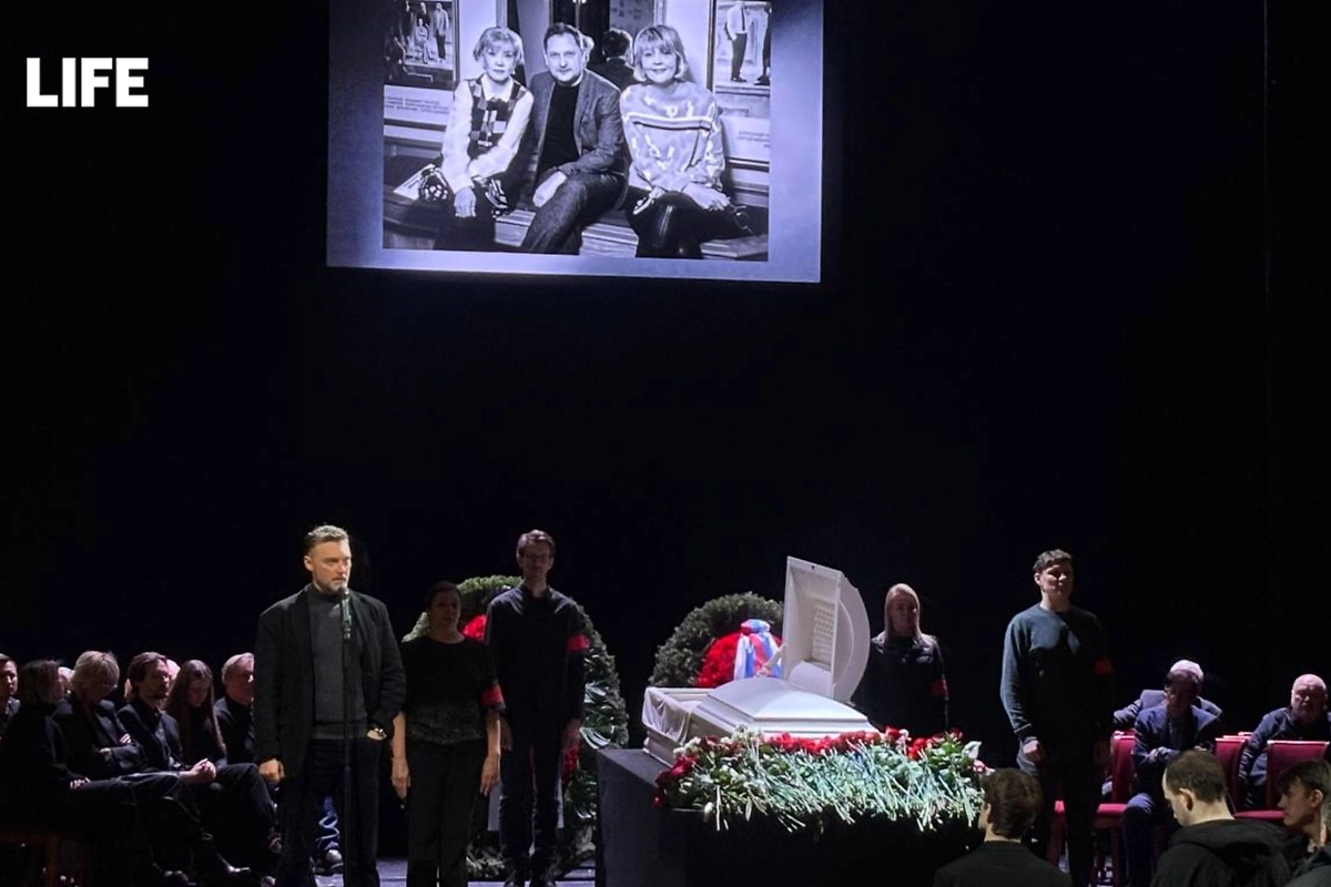 Прощание с Верой Алентовой. Фото © Life.ru