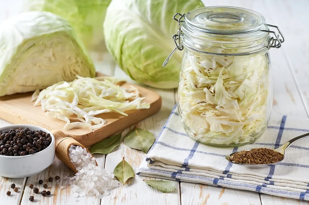 В квашеной капусте содержится больше всего витамина C. Обложка © Shutterstock / FOTODOM / itor