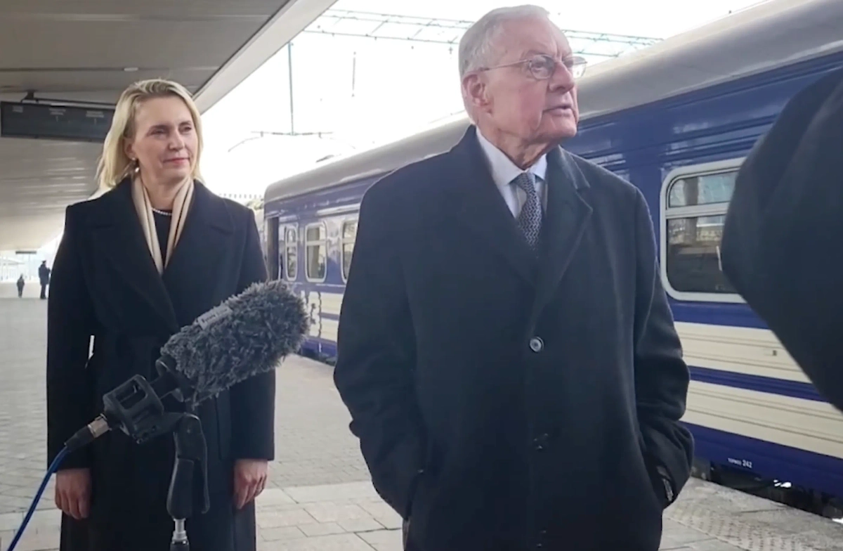 Кит Келлог в Киеве. Обложка © Суспільне. Новини