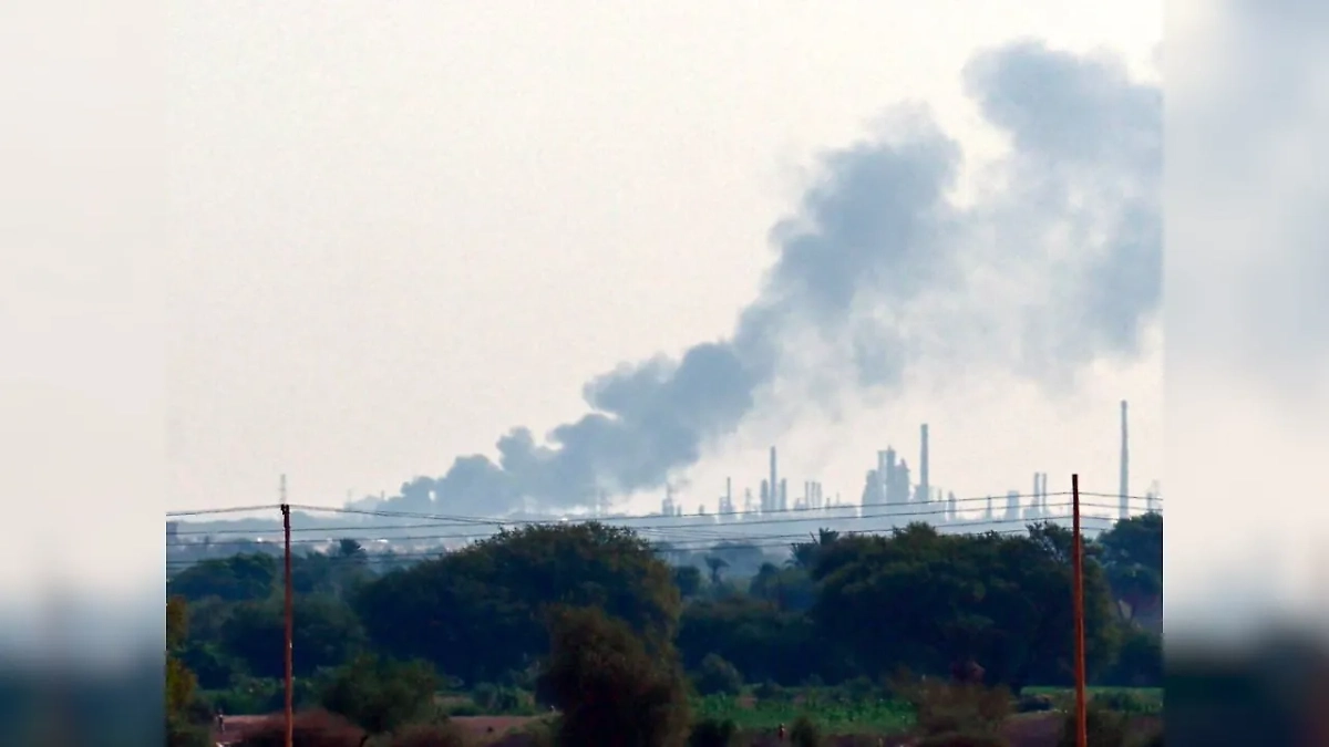 Обстановка во время обстрела в Омдурмане. Обложка © X / TOPXNews