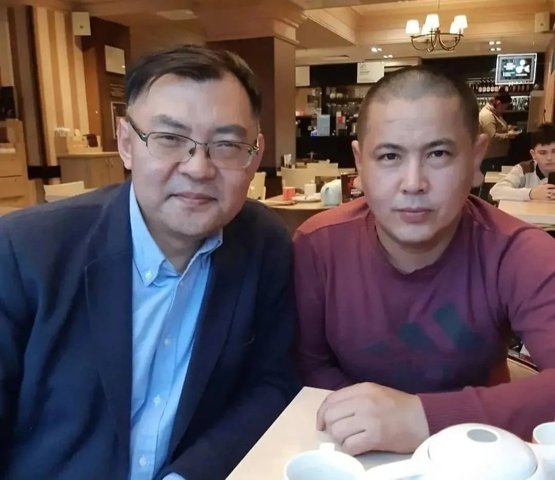 Тасболат Ибрашев с Алдаром Дамдиновым. Фото VK/Алдар Дамдинов