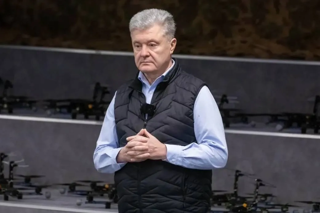 Пётр Порошенко*. Обложка © Facebook (признан экстремистской организацией и запрещён на территории Российской Федерации) / Петр Порошенко*