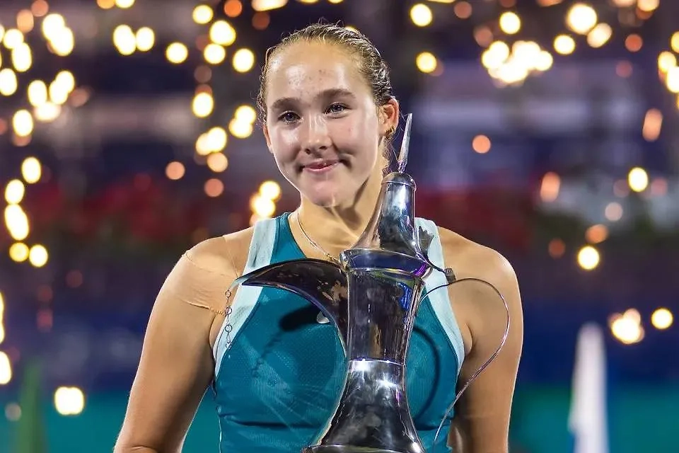 Мирра Андреева. Обложка © X / WTA