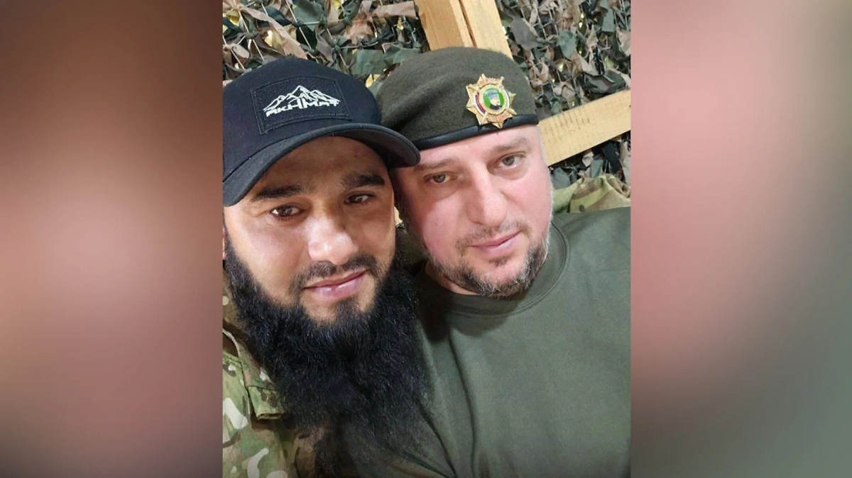 Зелимхан Батукаев (Шустрый) и Апти Алаудинов. Фото © VK / Апти Алаудинов Ахмат