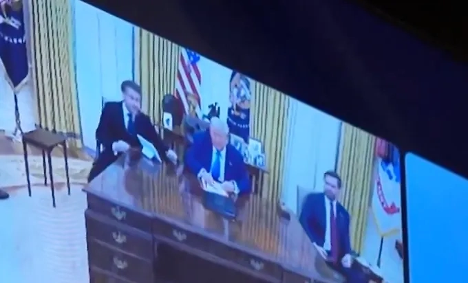 Кадр из видео © x.com/ officialrnintel/ Daily Mail 