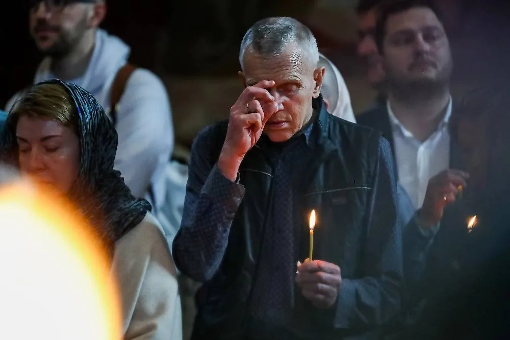 Перед Пасхой православные христиане погружаются в Великий пост. Фото © ТАСС / Михаил Терещенко