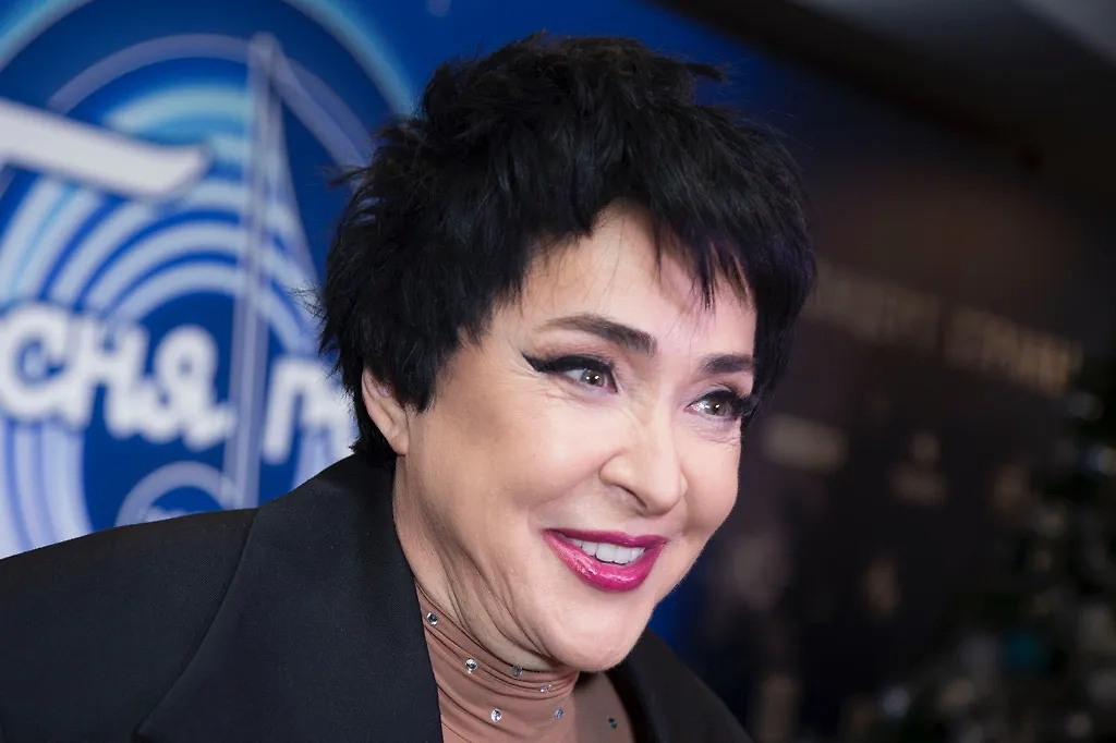 Лолита Милявская. Обложка © ТАСС / Вадим Тараканов