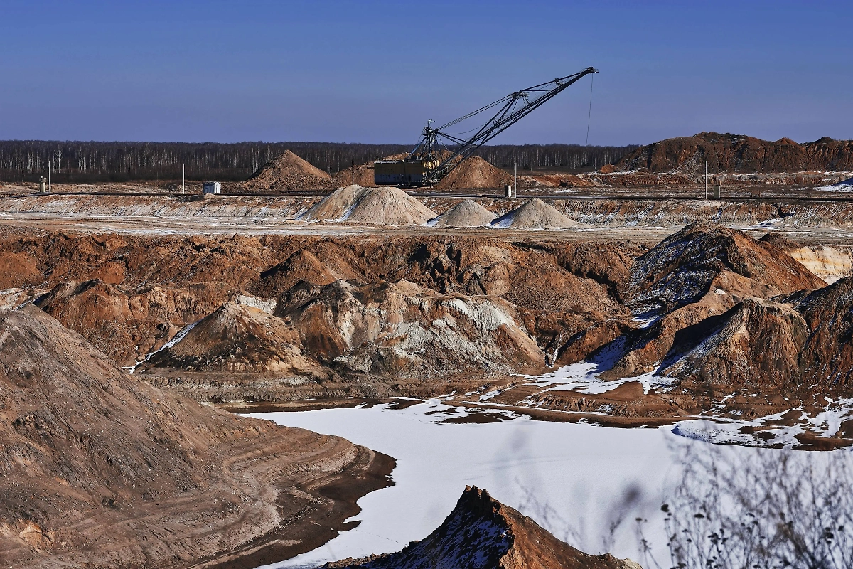 Месторождение редкоземельных металлов. Житомир, Украина. Обложка © Getty Images / Libkos