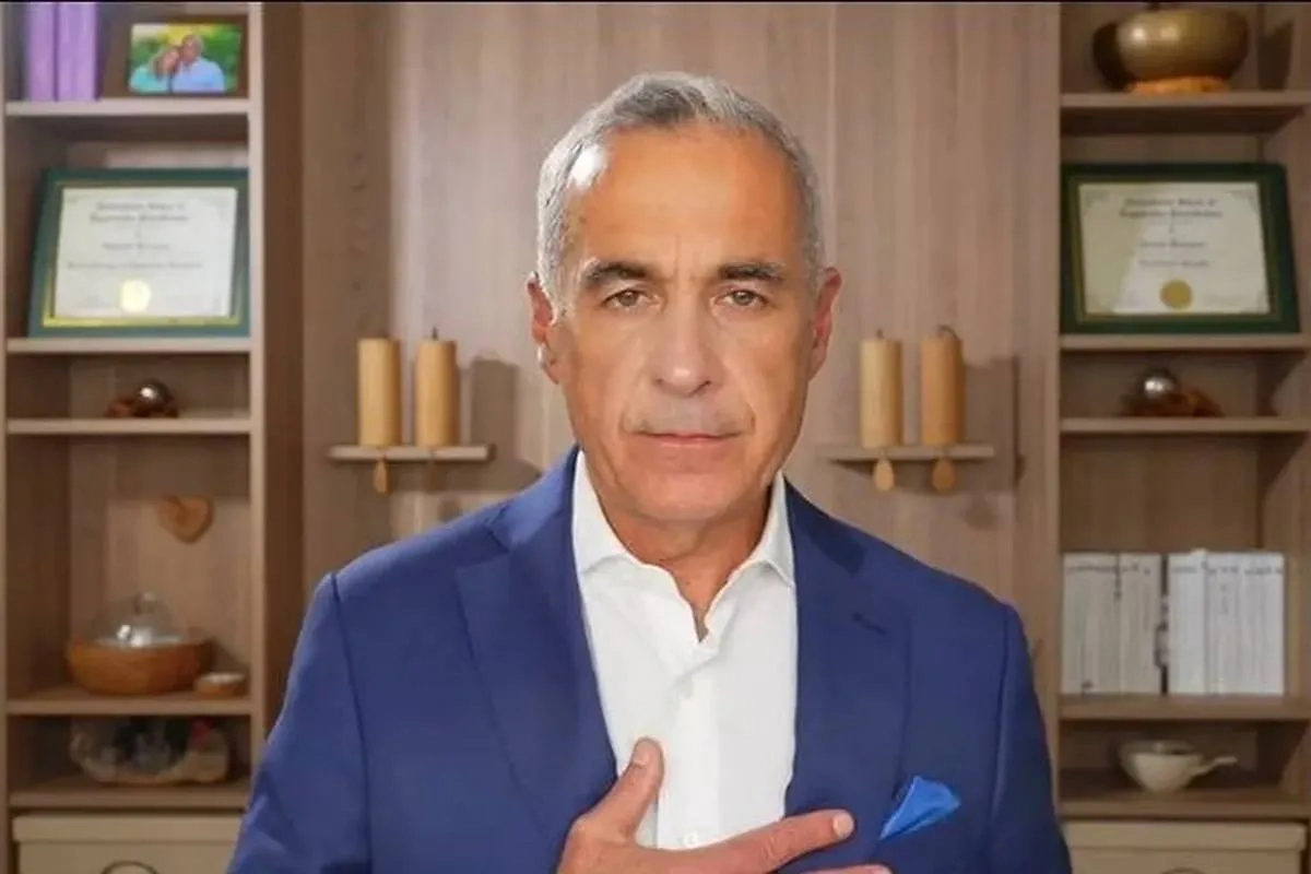 Кэлин Джорджеску. Обложка © Instagram (соцсеть запрещена в РФ; принадлежит корпорации Meta, которая признана в РФ экстремистской)/calingeorgescuoficial