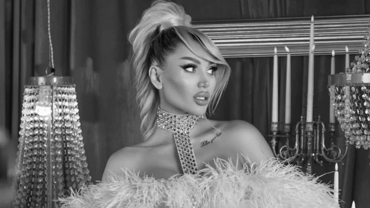 Любовь Бабуцки. Обложка © Instagram (признан экстремистской организацией и запрещён на территории Российской Федерации) / monalisa_boutique_