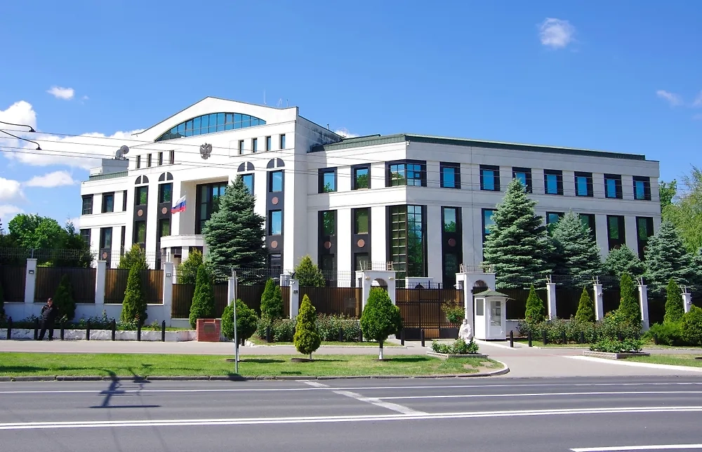 Русский дом в Молдавии. Обложка © Shutterstock / FOTODOM / Ana Kulagina