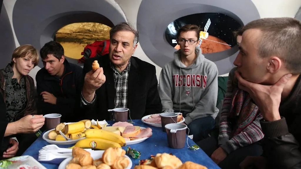 Что делает российских мужчин особенными: объясняем. Фото © ТАСС / Михаил Почуев