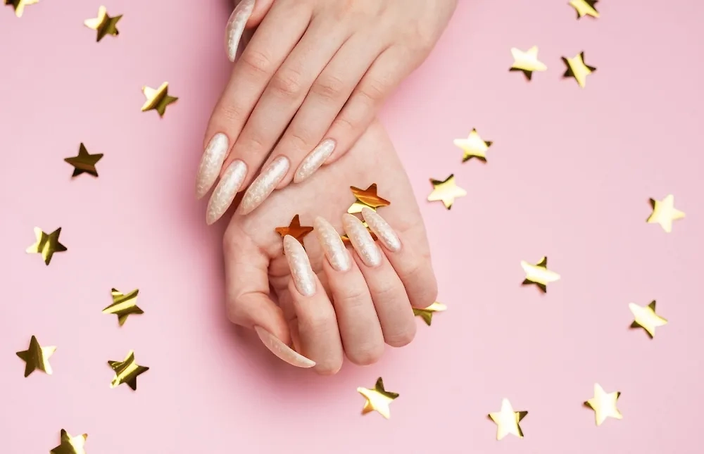 К чему снятся ногти на руке: объяснение. Фото © Shutterstock / FOTODOM / Olena Rudo