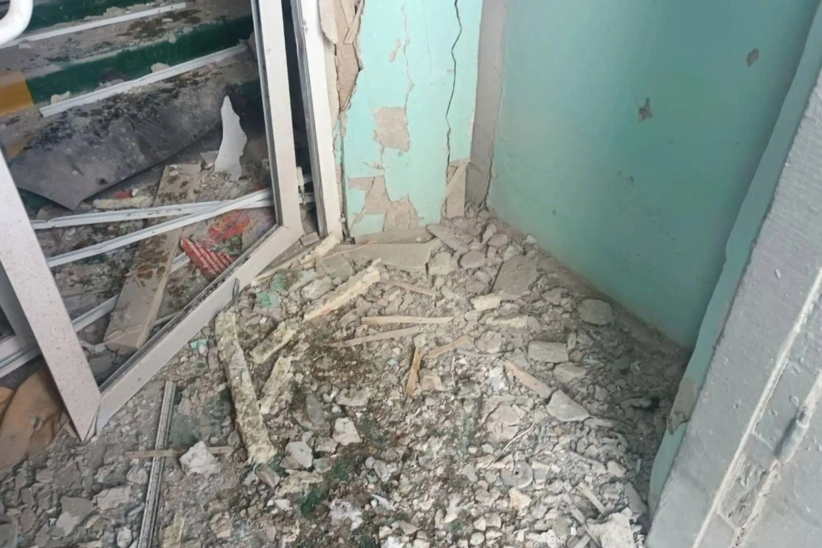 В Балакове возле многоэтажки прогремел взрыв. Фото © VK / «Балаковский репортёр»