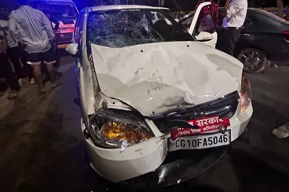 Автомобиль адвоката Tata Indigo. Обложка © X / Inkquestnews