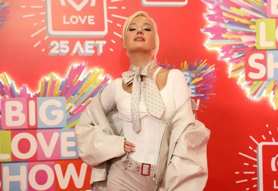 Клава Кока на Big Love Show 2025. Обложка © Life.ru