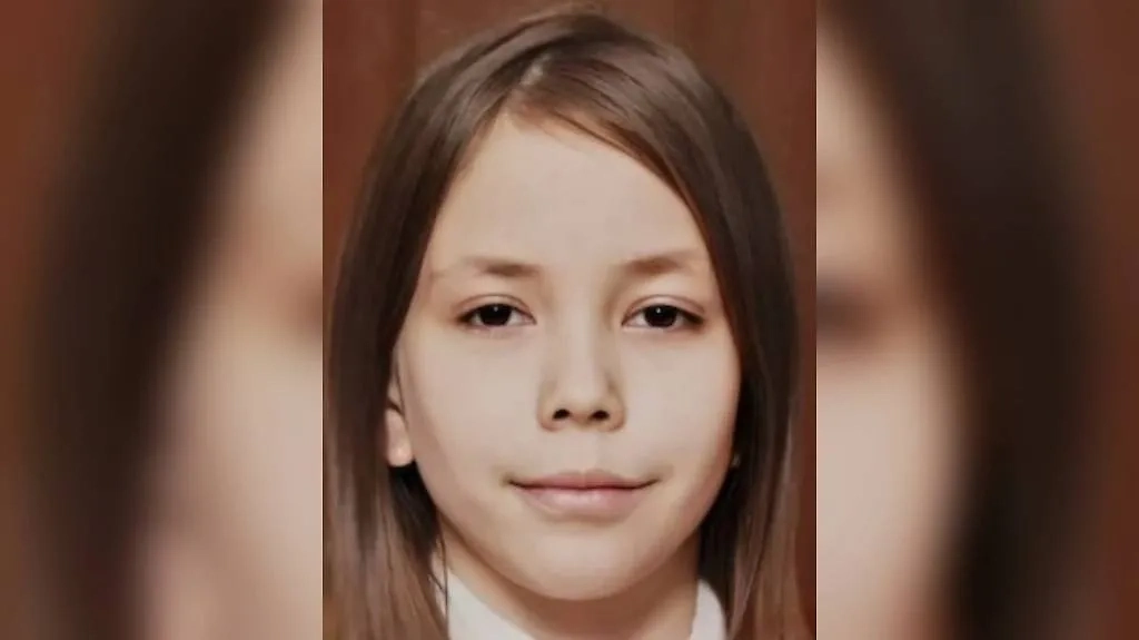 Пропавшая в Санкт-Петербурге Вероника Лакисова. Обложка © LizaAlert