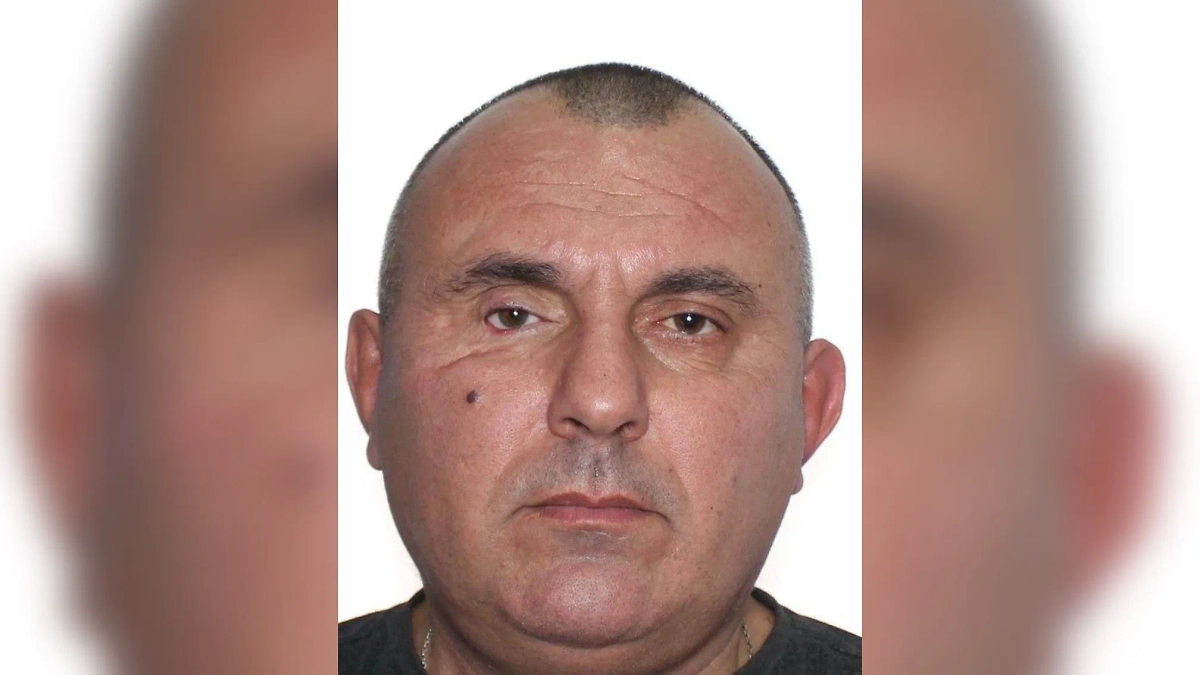 Предполагаемый убийца нациста Ганула Сергей Кочу. Обложка © «Страна»