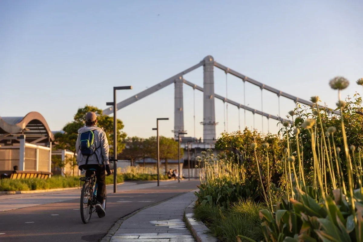 14-летним подросткам разрешили работать в летние каникулы и выходные. Фото © Life.ru