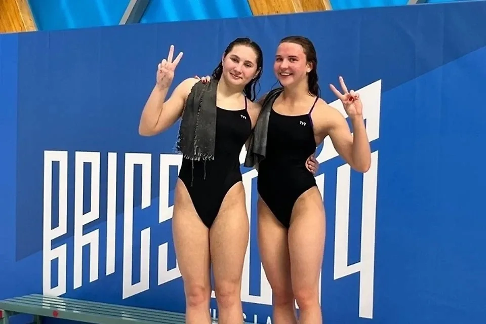 Надежда Трифонова и Ульяна Клюева. Обложка © VK / Прыжки в воду