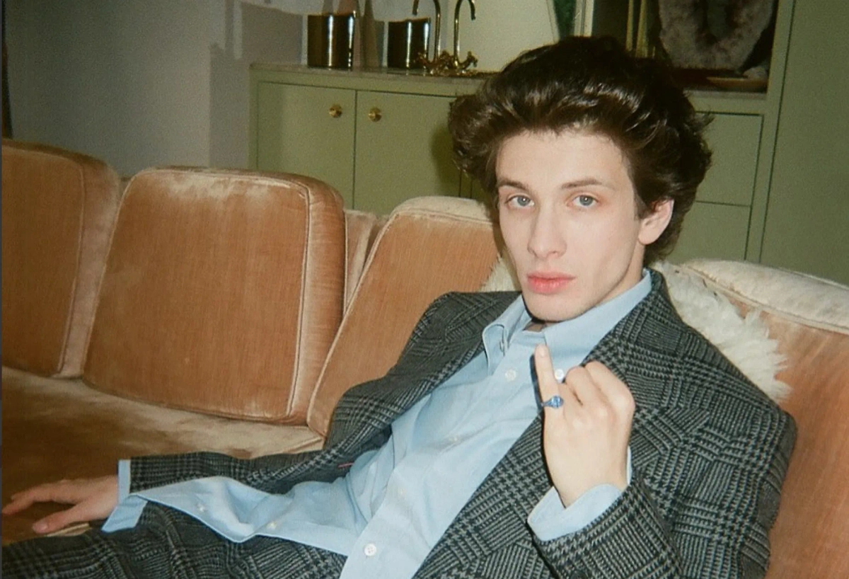 Марк Эйдельштейн. Обложка © Instagram (соцсеть запрещена в РФ; принадлежит корпорации Meta, которая признана в РФ экстремистской) / mark.eydel