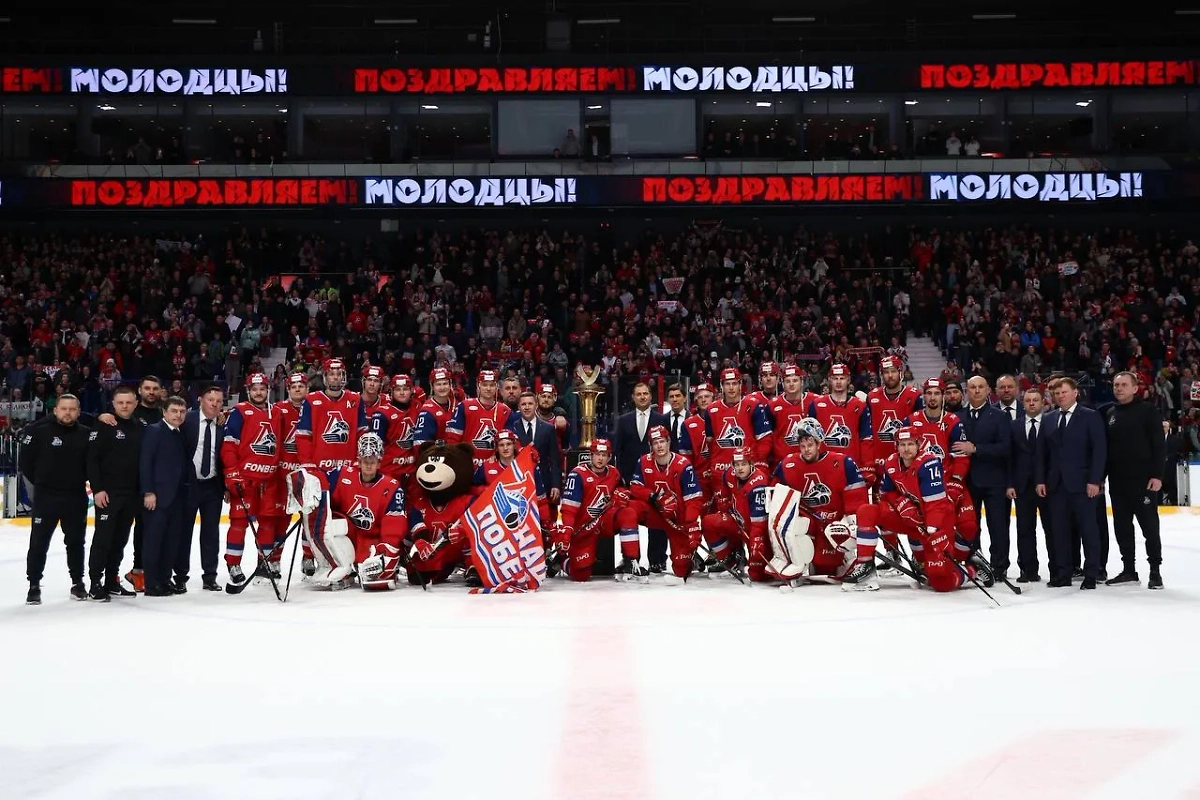 Ярославский «Локомотив» выиграл регулярный чемпионат КХЛ сезона 2024/25. Обложка © Telegram / Хоккейный клуб «Локомотив»