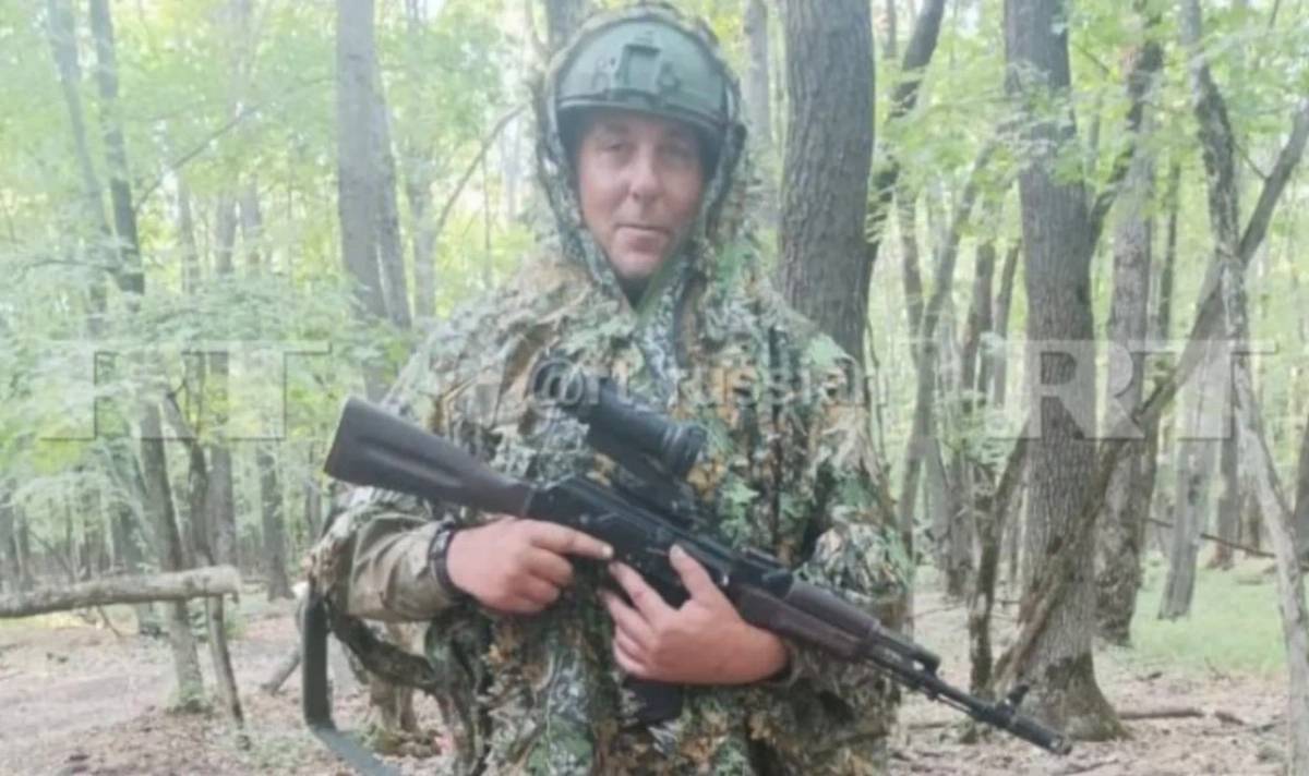 Военнослужащий ВС РФ с позывным Бульдозер. Обложка © Телеграм / RT на русском