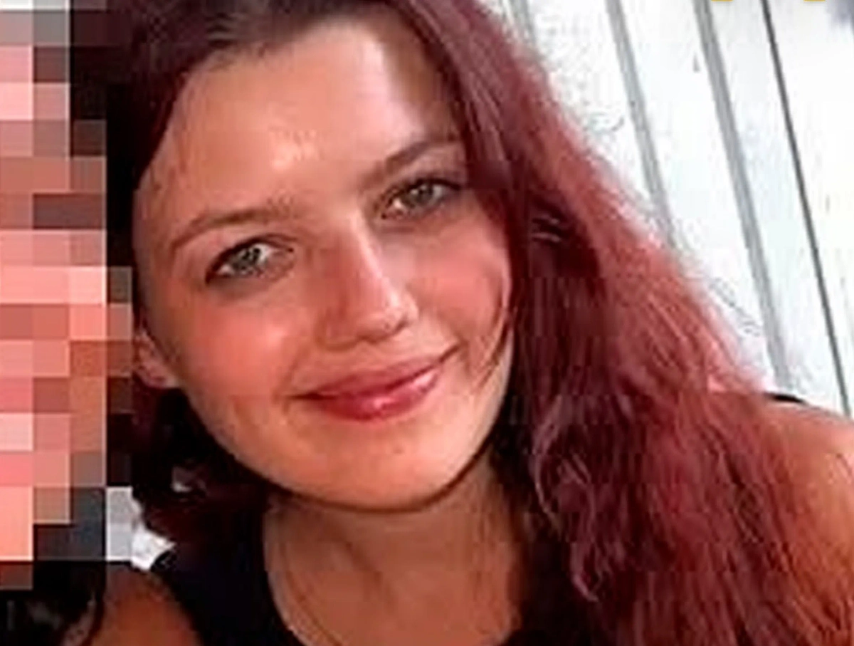 Сгоревшая в Таиланде Александра Кларк. Обложка © Х / thetimes