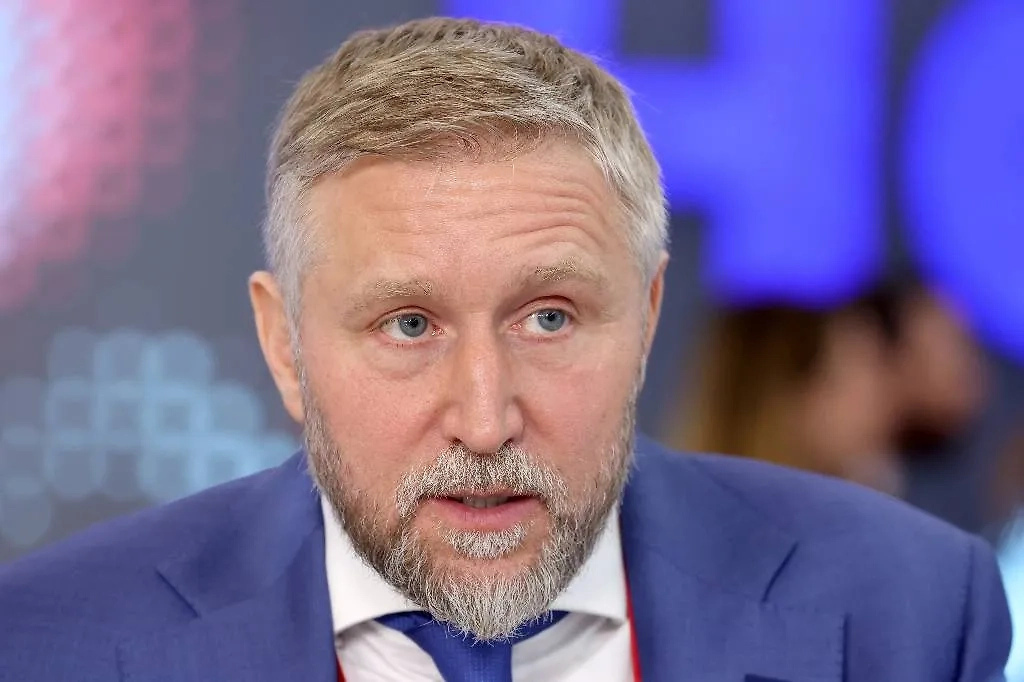 Юрий Бездудный. Обложка © ТАСС / Александр Демьянчук