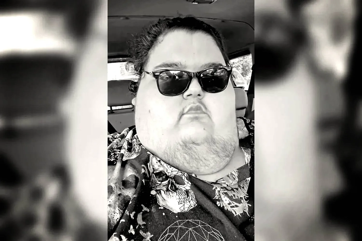 Блогер Эфекан Культур. Обложка © Instagram (соцсеть запрещена в РФ; принадлежит корпорации Meta, которая признана в РФ экстремистской) / efecankultur6