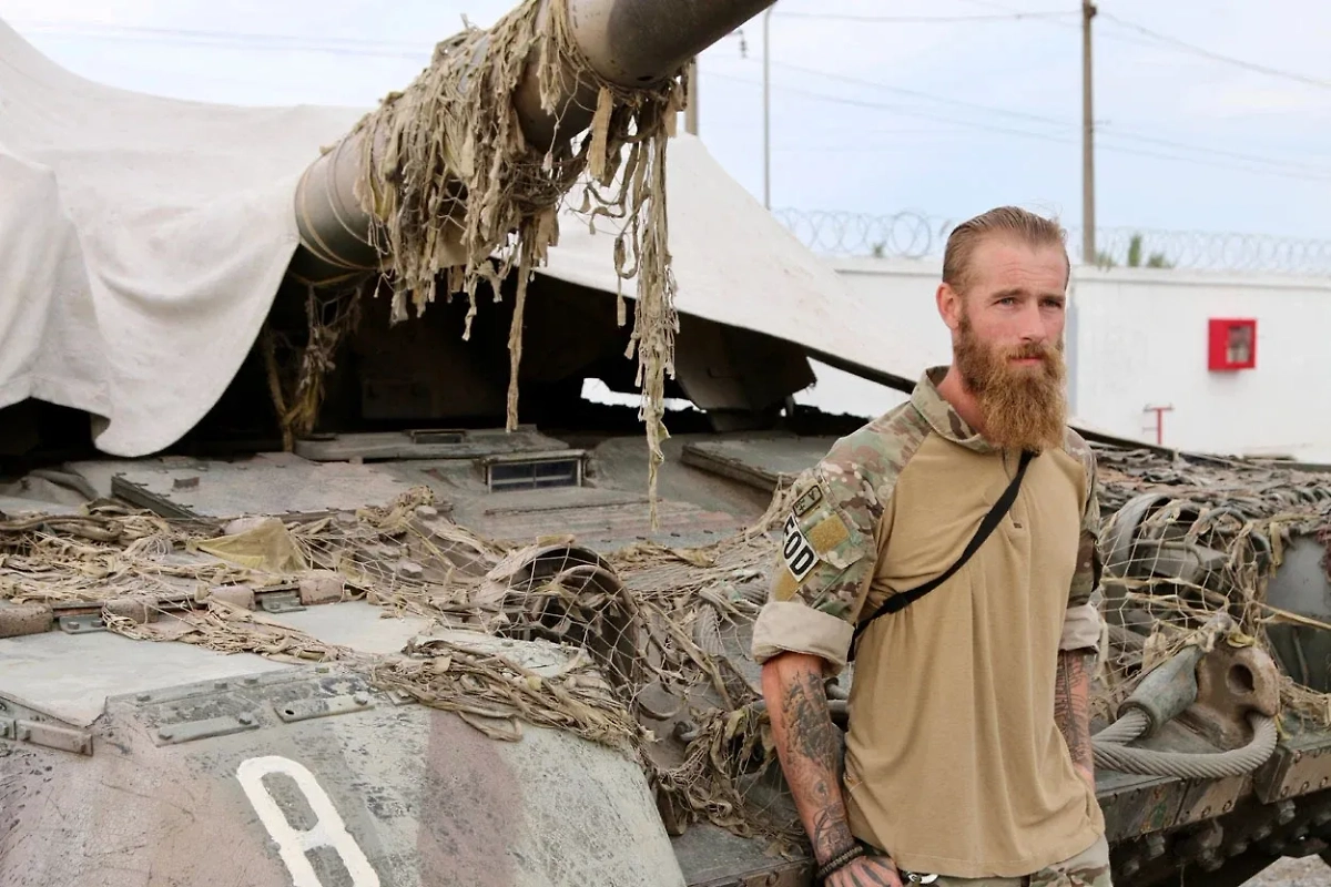 Кристофер Гаррет. Обложка © Instagram (Соцсеть запрещена в РФ; принадлежит корпорации Meta, которая признана в РФ экстремистской) / bring_me_the_swampy