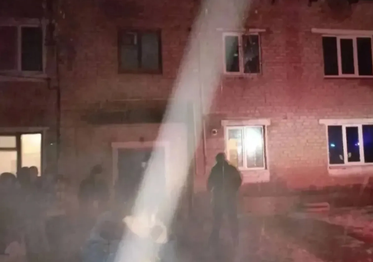 Пять детей погибли при пожаре в Башкортостане. Обложка © Telegram / МЧС Башкортостан