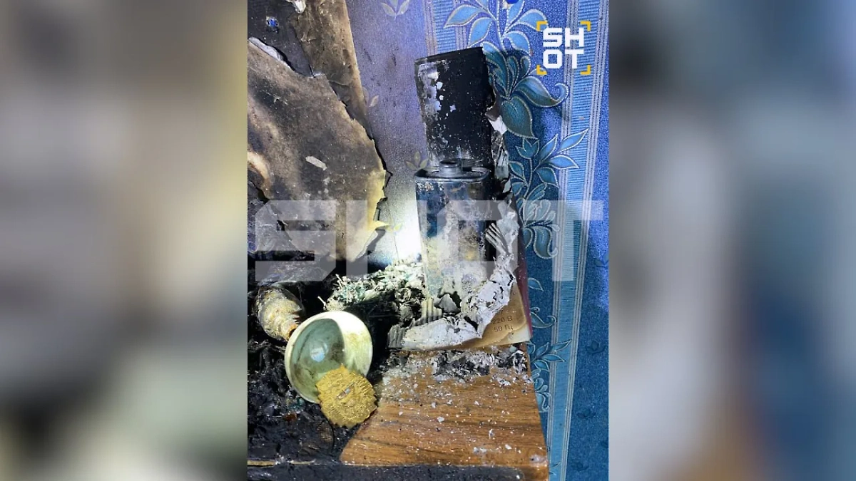 Последствия взрыва при заправке зажигалки в форме гранаты в Москве. Фото © SHOT