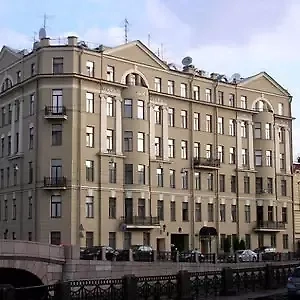 Исторический особняк на Мойке. Фото © ГДЕЭТОТДОМ.РУ