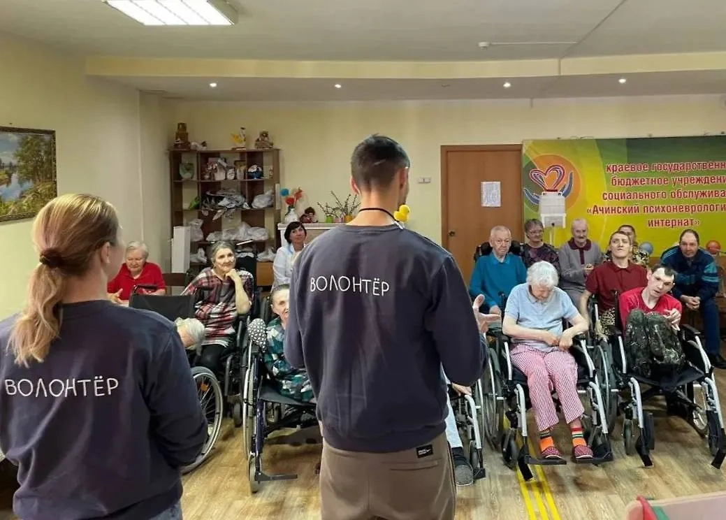 Волонтёры в Ачинске. Обложка © Пресс-служба РУСАЛа