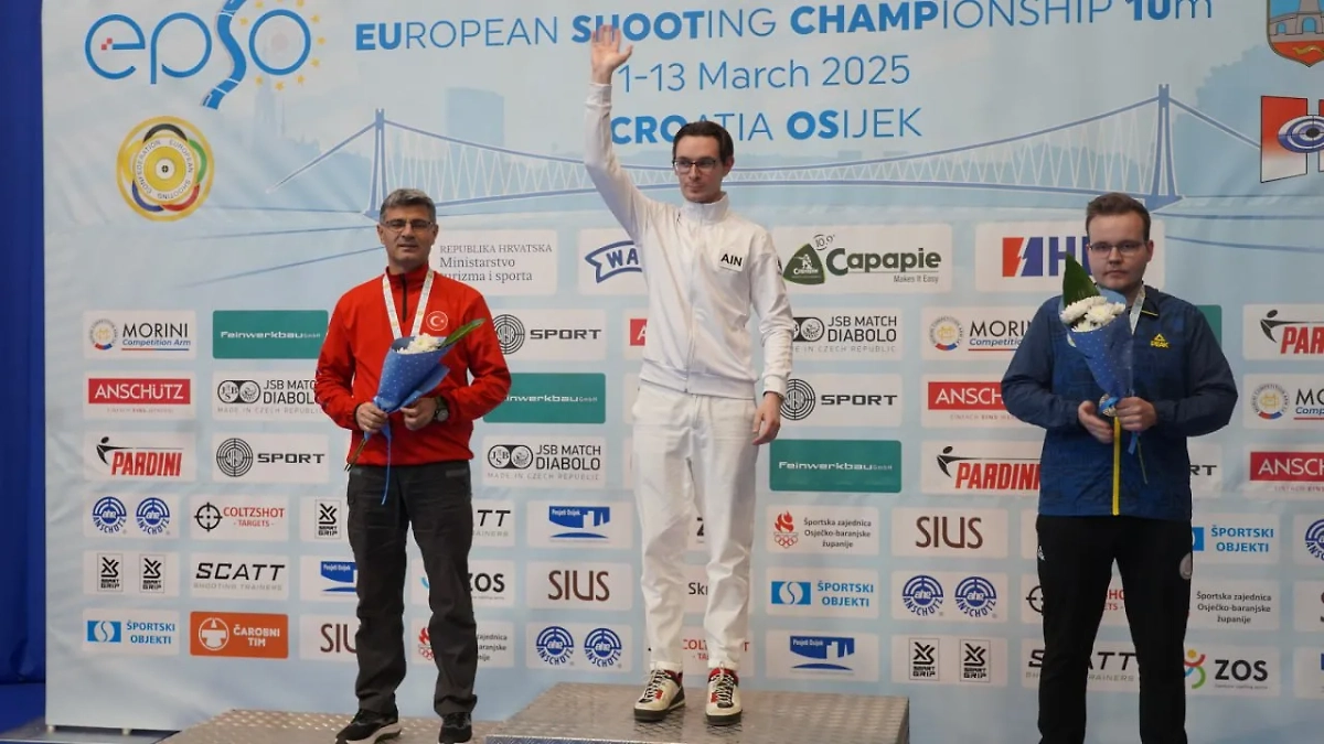 Победитель чемпионата Европы по стрельбе россиянин Антон Аристархов. Обложка © Telegram / Стрелковый Союз России