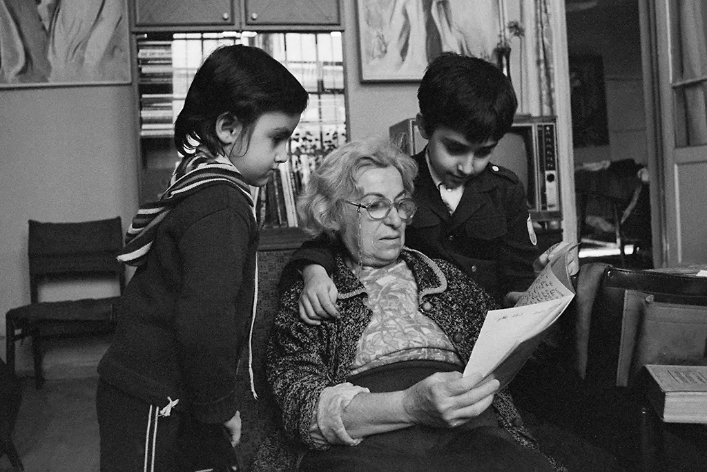 Отдать ребёнка в детский сад не так ужасно, как многие привыкли думать. Наши советские бабушки это понимали. Фото © ТАСС / Немрут Багдасарян