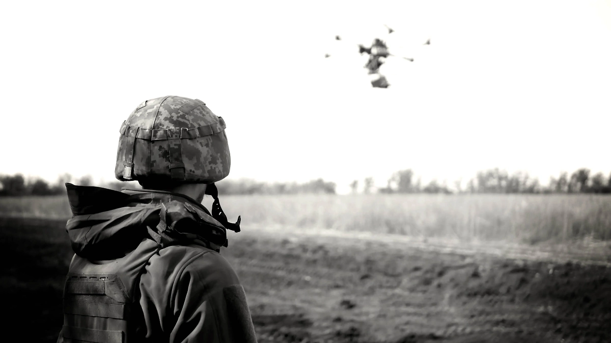 Обложка © Shutterstock / FOTODOM / seeasign 