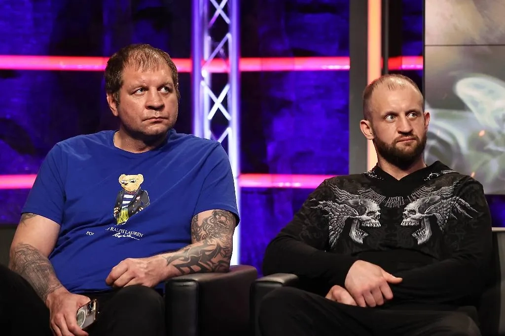 Александр и Иван Емельяненко. Обложка © ТАСС / NEWS.ru / Сергей Петров