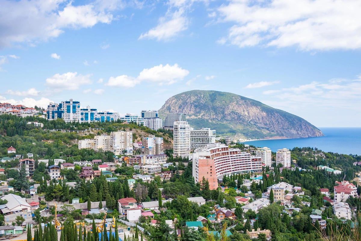 Обложка © Shutterstock / FOTODOM / Galina Tiun