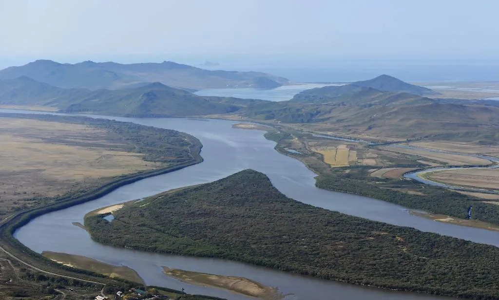 Вид на реку Туманная. Обложка © ТАСС / Юрий Смитюк