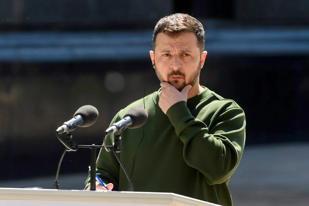 Обложка © Shutterstock / FOTODOM / paparazzza