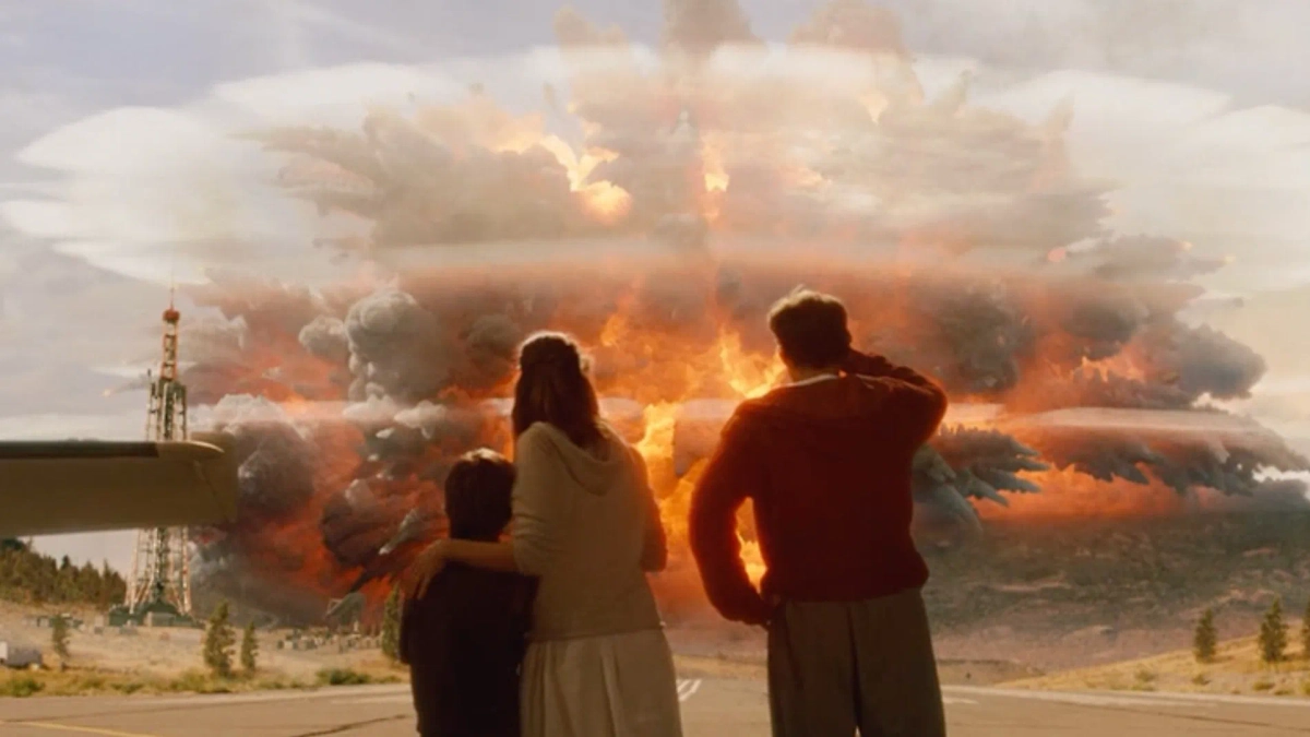 Геолог описал предвестники извержения супервулкана Йеллоустон.Фото © Кадр из фильма «2012» режиссер Роланд Эммерих и др. / Kinopoisk