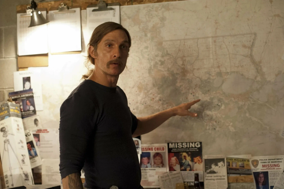 «Настоящий детектив» — культовый триллер. Фото © «Настоящий детектив», режиссёры Кэри Дзёдзи Фукунага, Исса Лопес и др., сценаристы Ник Пиццолатто, Scott Lasser и др. / Kinopoisk 