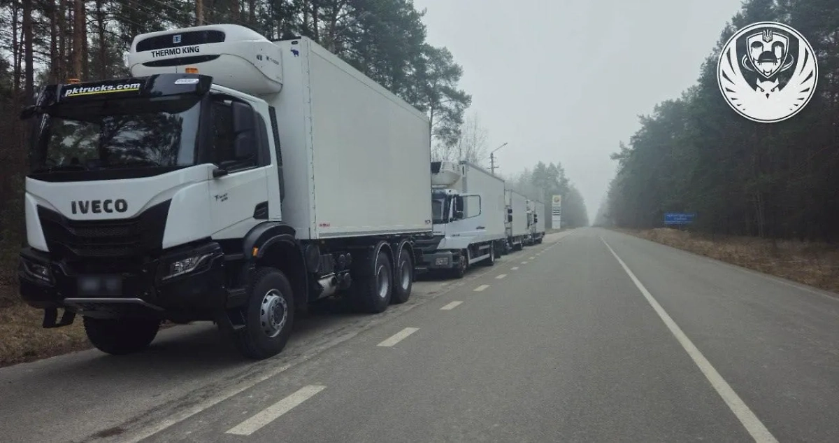 Грузовики с телами погибших бойцов ВСУ едут на Украину. Фото © Украинский координационный штаб по обращению с военнопленными